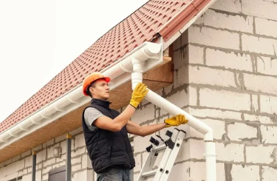 Pose et remplacement de gouttières à Passirac
